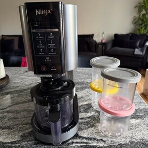 Ninja - CREAMi, Ice Cream Maker, 7 One-Touch Programs - Cloud Silver
Like NEW
